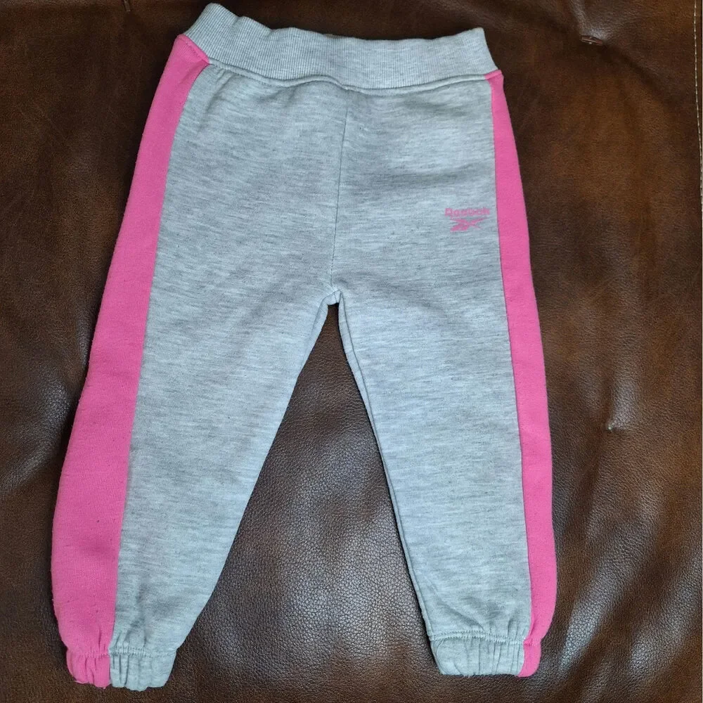 Reebok Toddler Girls 2 Piece Fleece Sweatshirt Jogger Set Gray Pink EUC - 24M